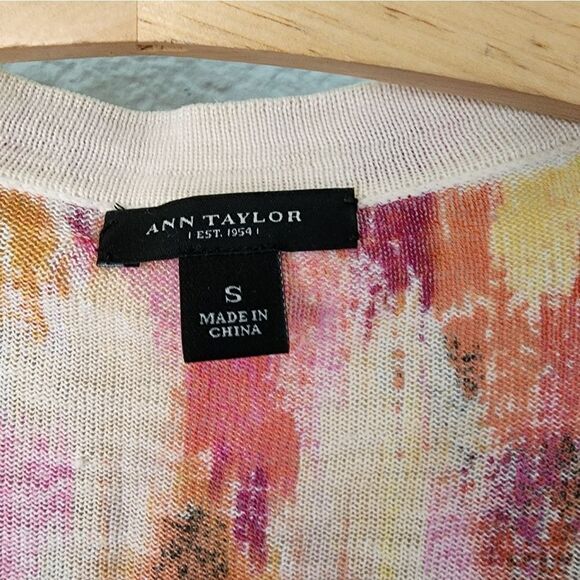 Ann Taylor silk and linen print 3/4 sleeve cardigan sweater - Picture 6 of 12